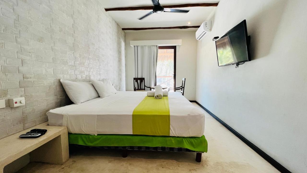 Hotel Mayari Holbox Екстер'єр фото
