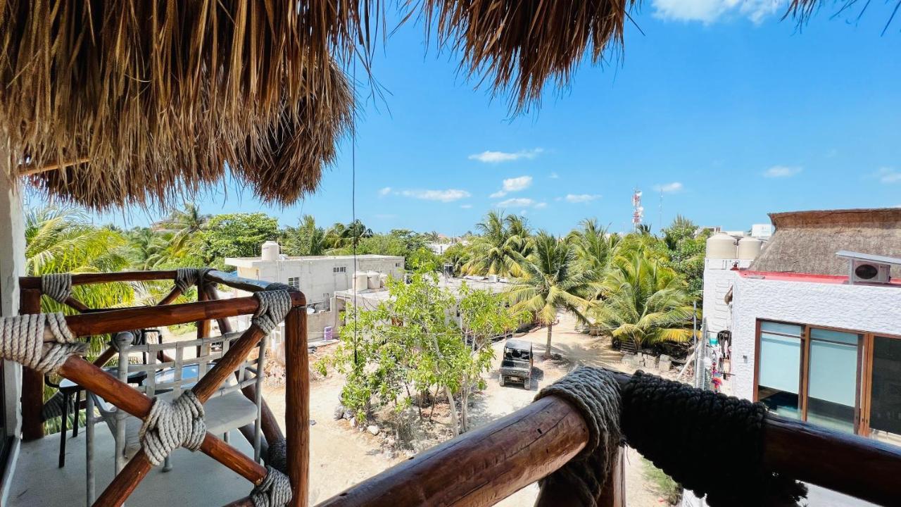 Hotel Mayari Holbox Екстер'єр фото View of Tulum from a rooftop