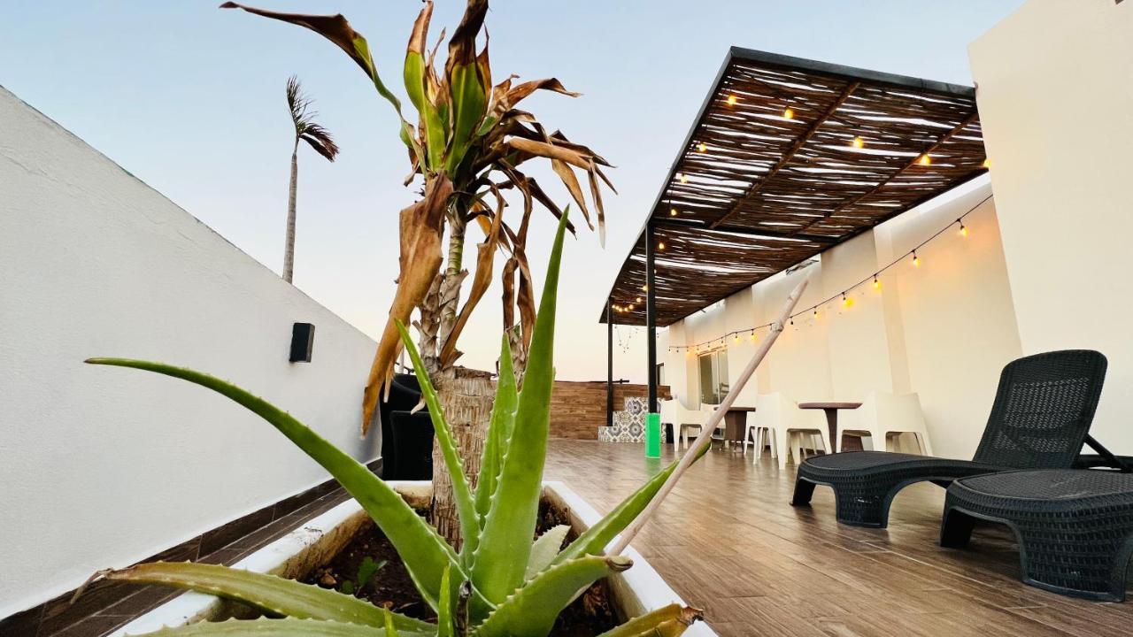 Hotel Mayari Holbox Екстер'єр фото Rooftop at the hotel